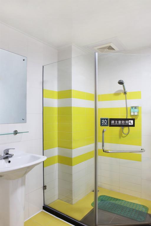 7Days Inn Premium Guangzhou Tianhe West Tiyu Road Subway Station Bilik gambar